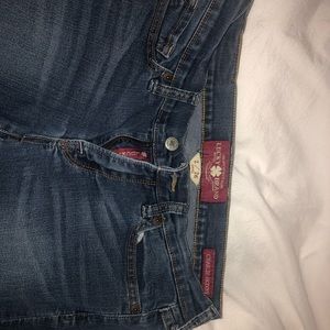 Lucky brand Charlie skinny